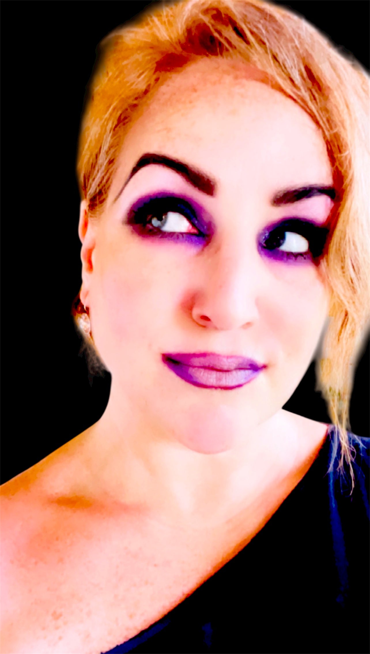 The Hottest Waterproof Liquid Eyeliners – in 9 Incredible Hot Colors / Collection