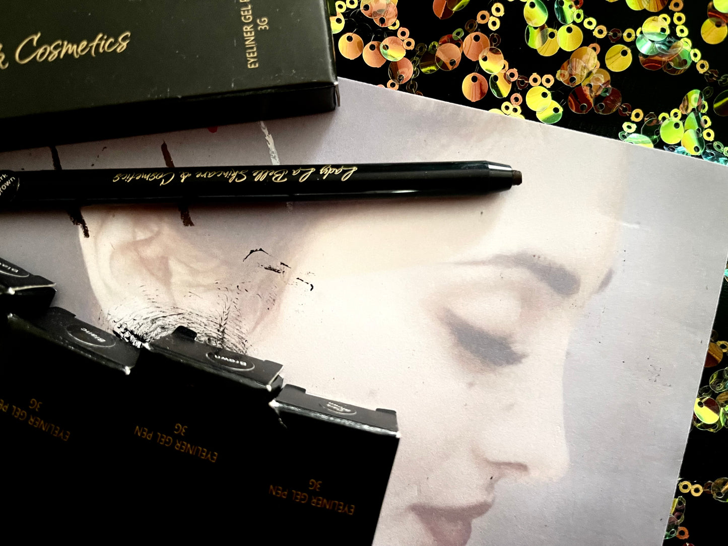 Lady La Belle Waterproof Longlasting Dreamy Gel Eyeliner in 5 Beautiful Shades.