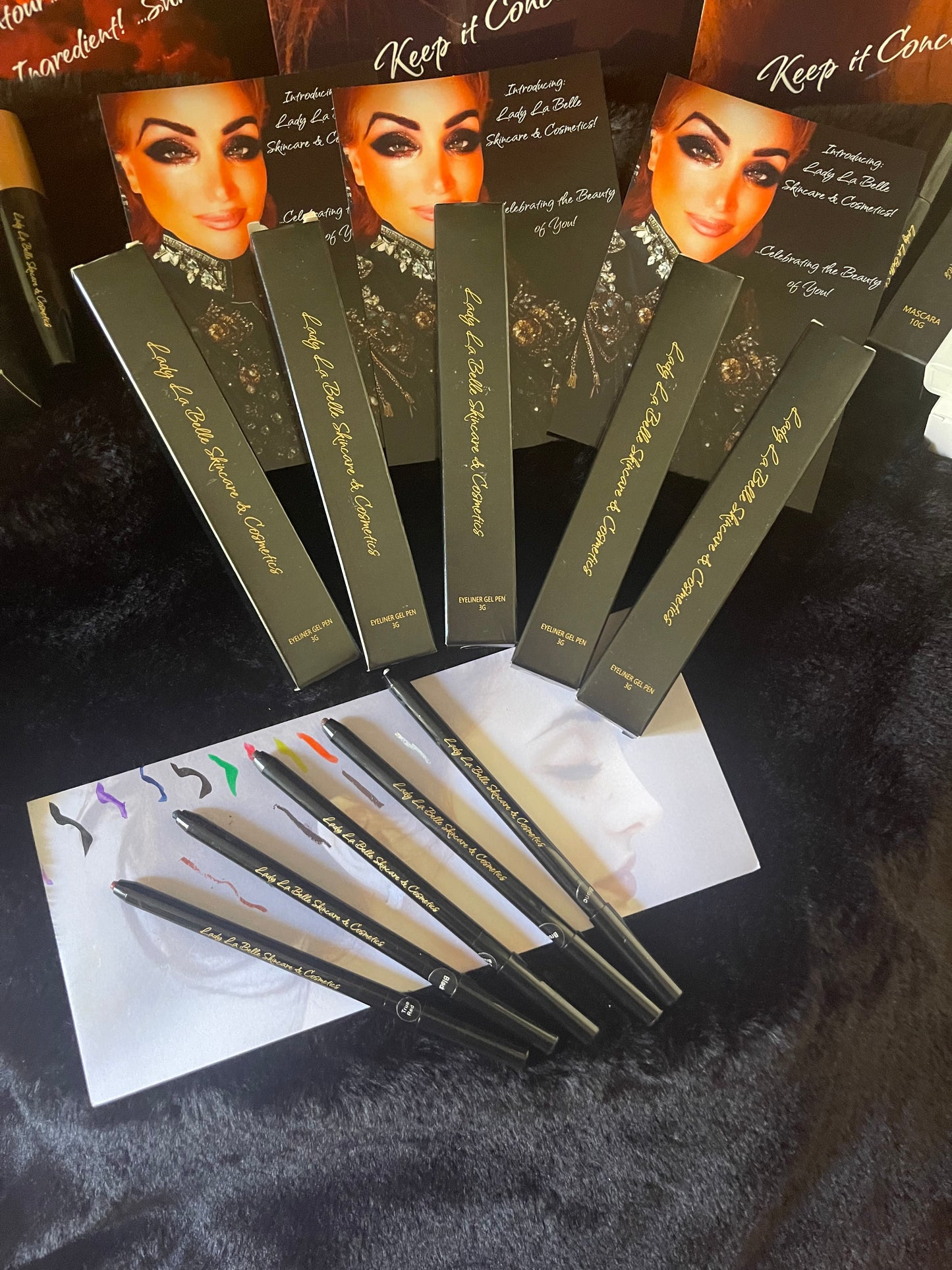 Lady La Belle Waterproof Longlasting Dreamy Gel Eyeliner in 5 Beautiful Shades.