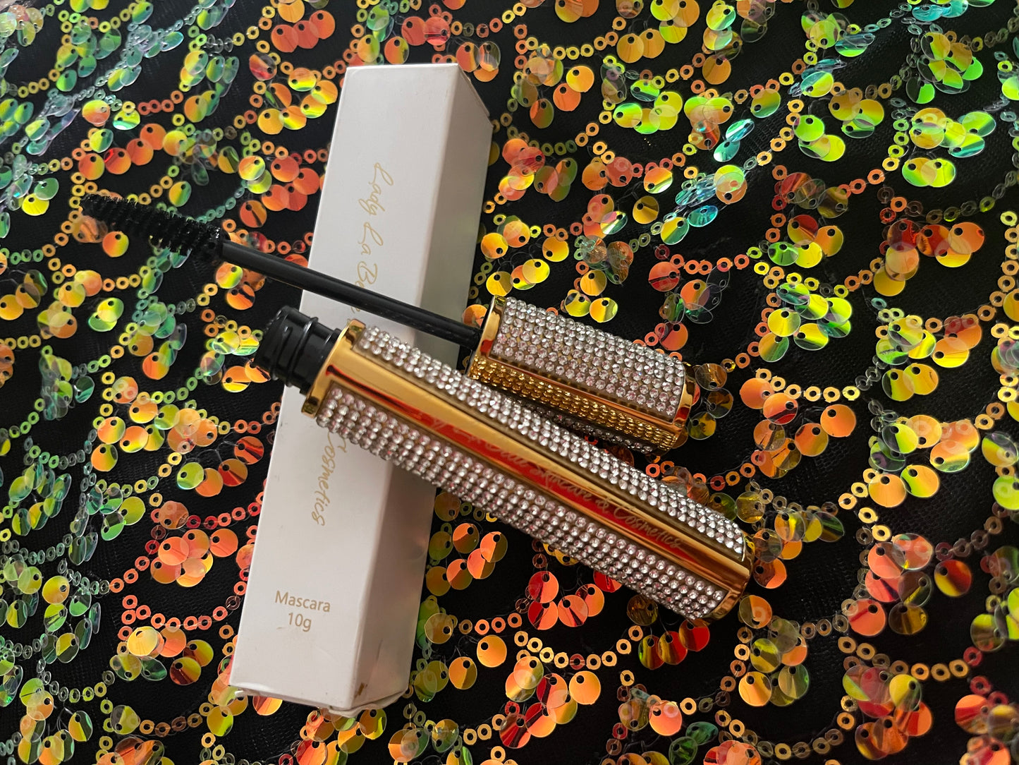 For those that want the “BEST” in life…This is the ultimate Luxurious Rhinestone Encrusted Mascara. It’s long, luxurious, thick and bold. It’s the fur coat on a Wednesday type of person.