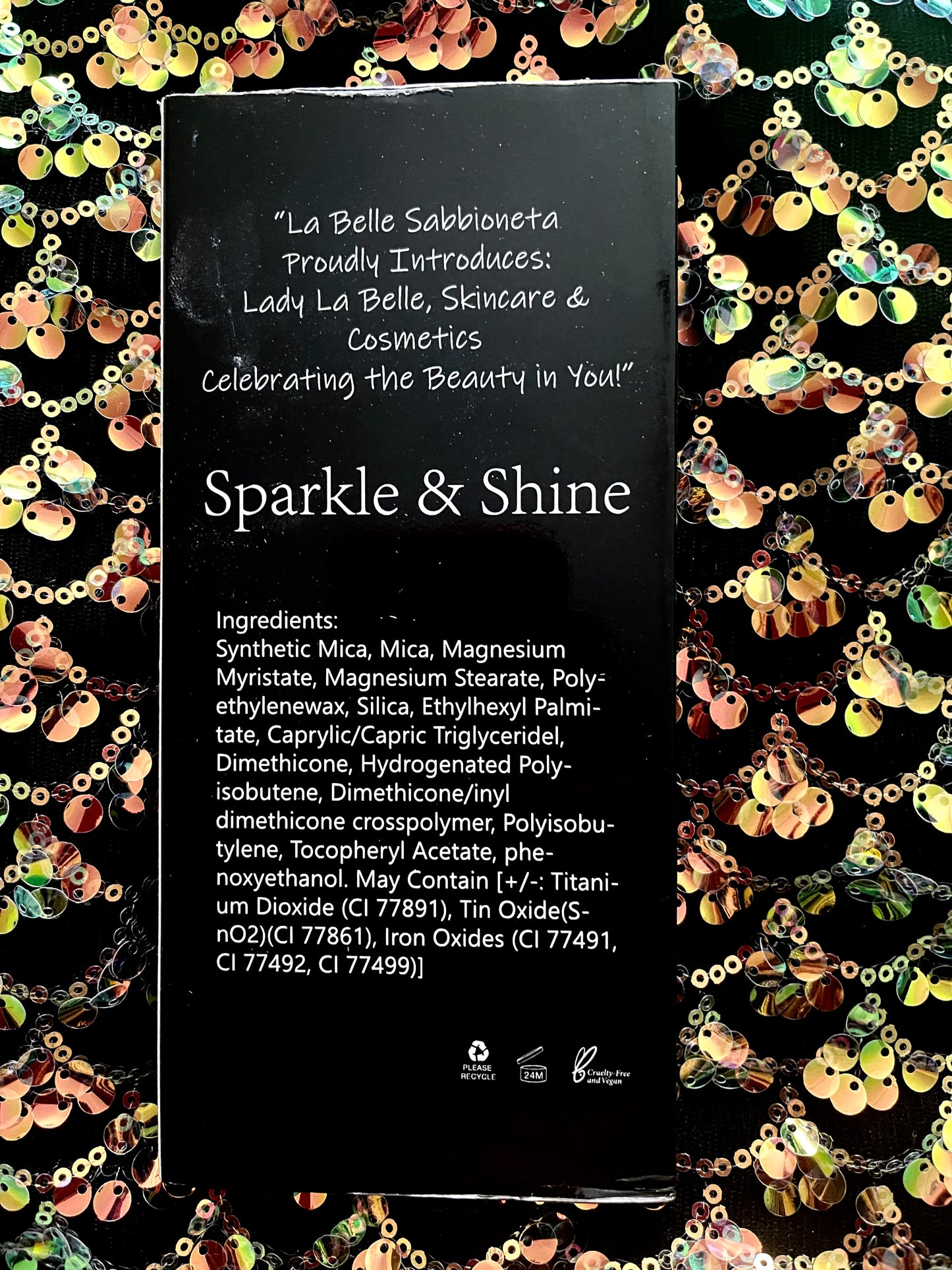 Lady La Belle luxurious 10 Pan Makeup Pallet-Sparkle & Shine Gives you the spotlight every time.