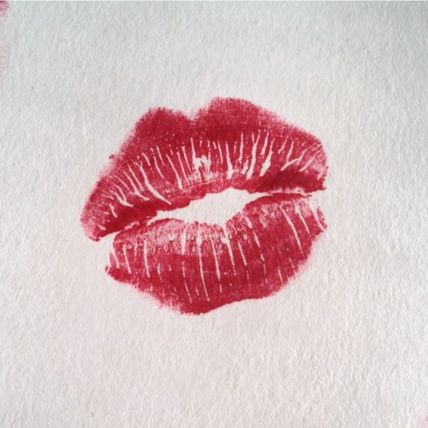 For the Lips that say “KISS ME” this is the Luxurious Lipstick that Kisses You Right Back! (Singles)