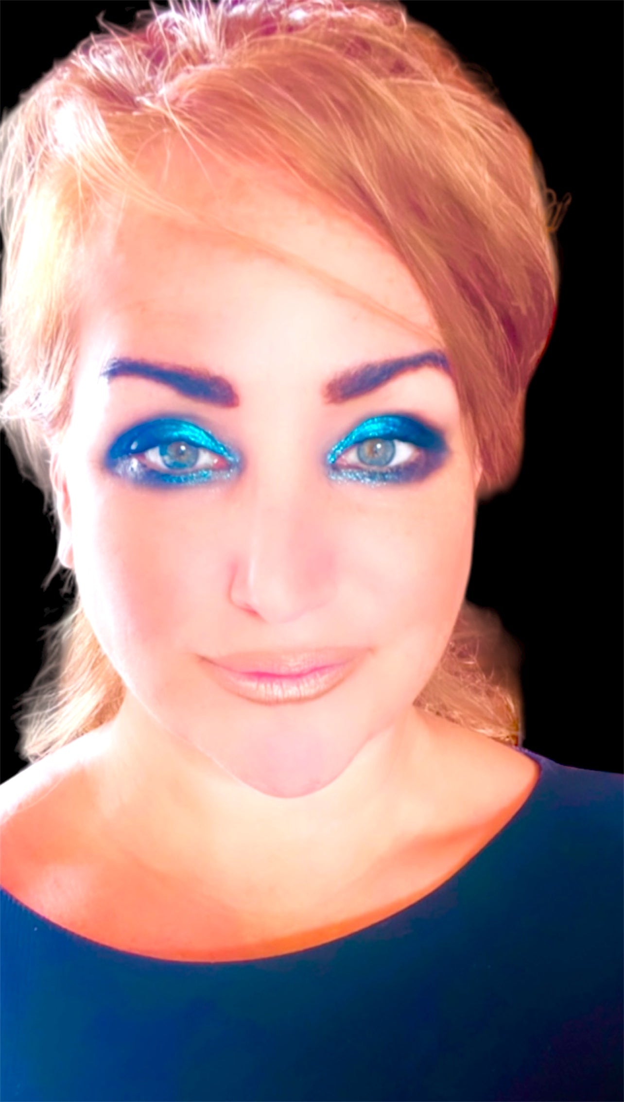 The Hottest Waterproof Liquid Eyeliners – in 9 Incredible Hot Colors / Collection