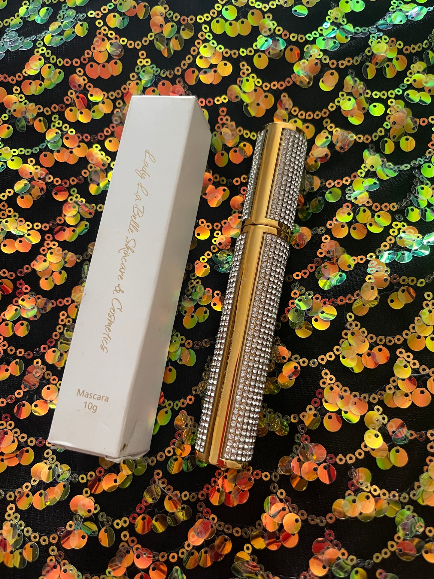 For those that want the “BEST” in life…This is the ultimate Luxurious Rhinestone Encrusted Mascara. It’s long, luxurious, thick and bold. It’s the fur coat on a Wednesday type of person.