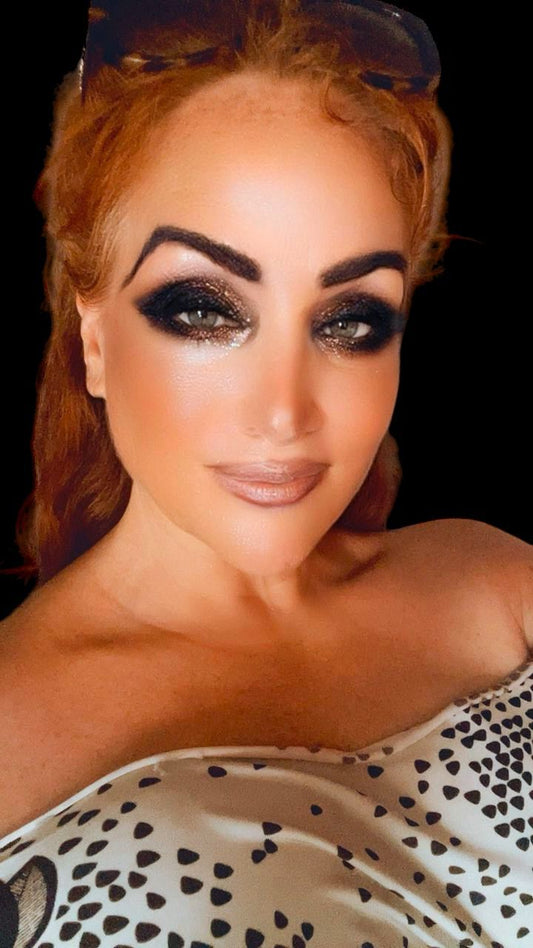 Beautiful!  Luxury 6pan Eye Shadow